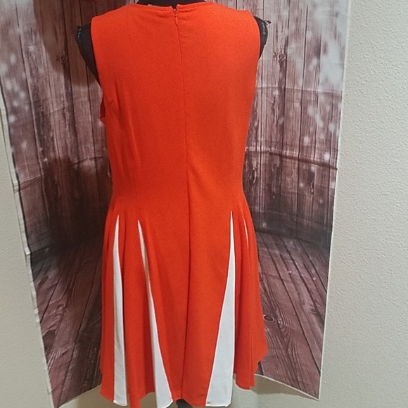 Taylor orange and white flared dress - Picture 4 of 8